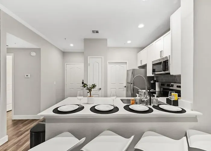 2br Retreat Near Thompson Peak Pkwy With Pool & Bbq *