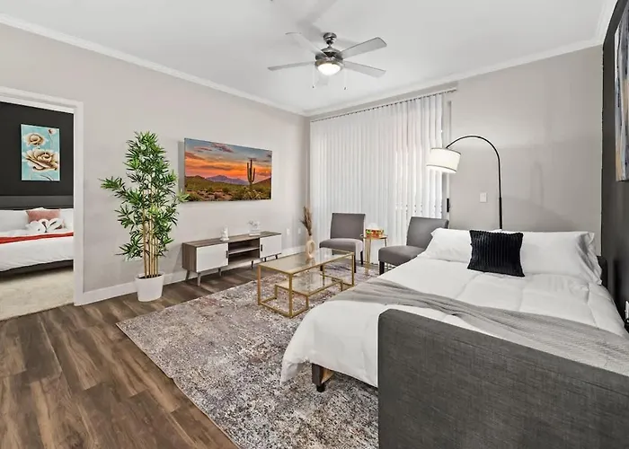 Apartment 2br Retreat Near Thompson Peak Pkwy With Pool & Bbq *