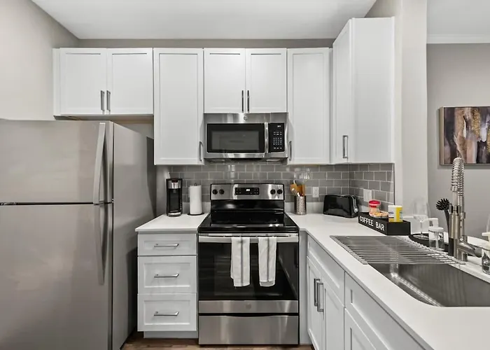 2br Retreat Near Thompson Peak Pkwy With Pool & Bbq