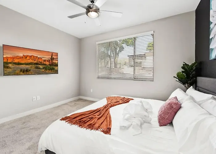 2br Retreat Near Thompson Peak Pkwy With Pool & Bbq Apartment *