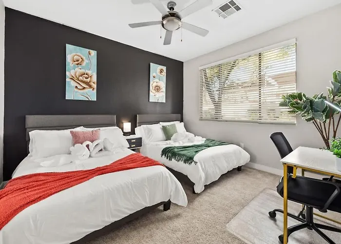 2br Retreat Near Thompson Peak Pkwy With Pool & Bbq Scottsdale